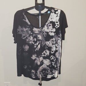 Simply Vera Shirt:  Size: 1X